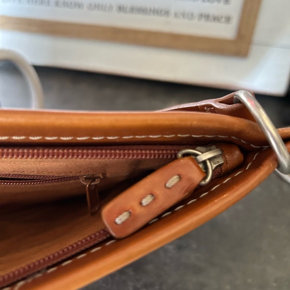 Shoulder bag - Picture 4 of 6